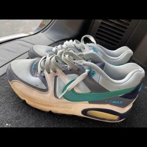Womens 7.5 Nike air max